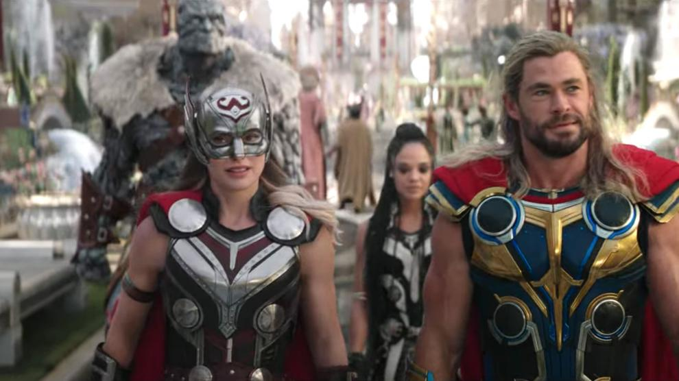 ‘Thor: Love and Thunder’ muestra más de Natalie Portman y a Christian Bale en nuevo avance