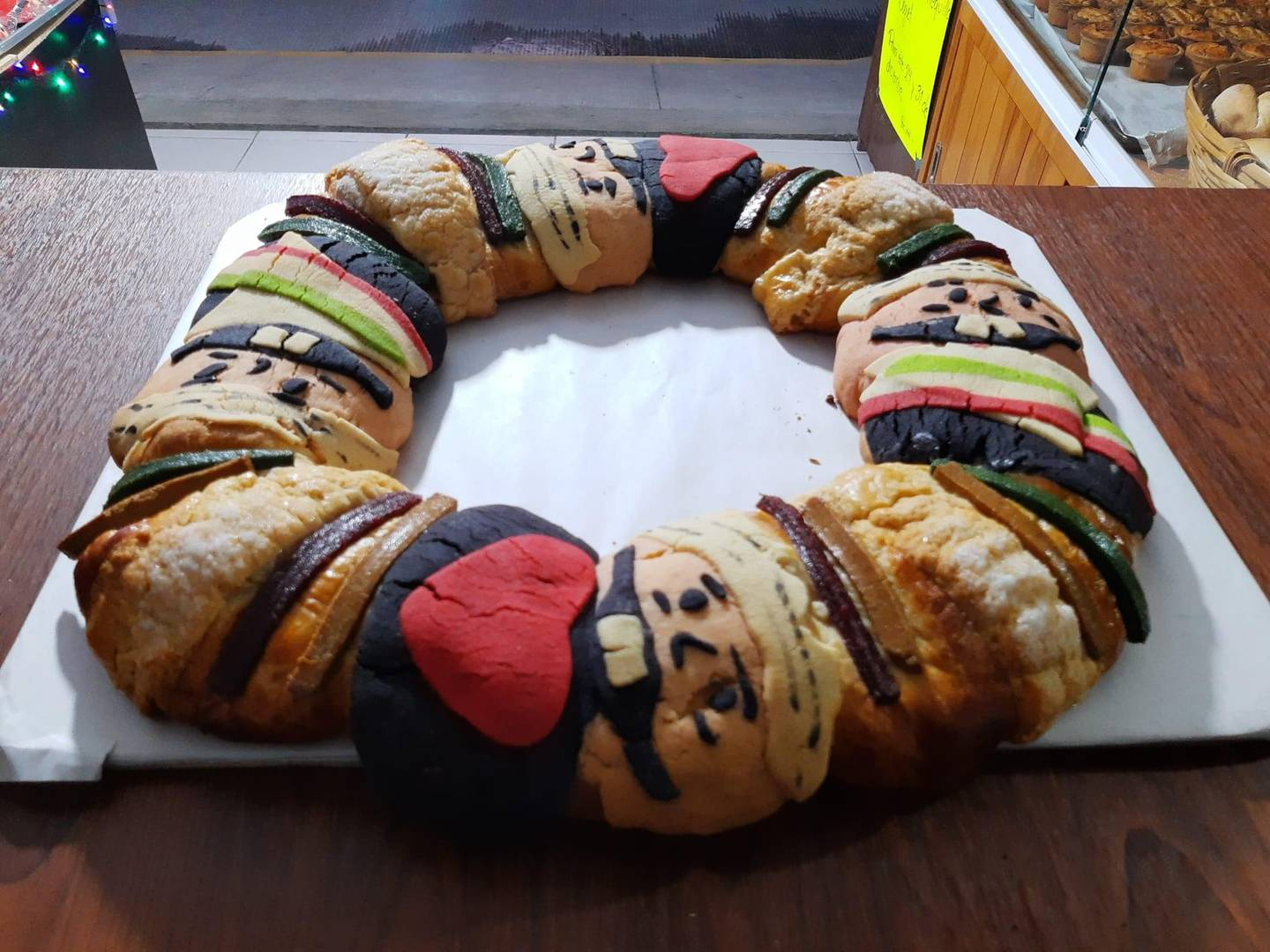 De Star Wars a Pokemón: innovan imagen de la Rosca de Reyes