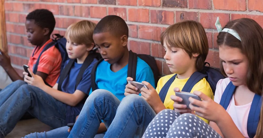 La Unesco quiere que se prohíban los smartphones en las escuelas de todo el mundo