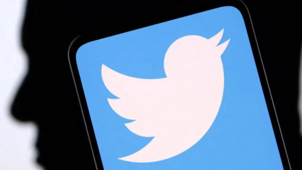 Tweetdeck será de pago y solo para usuarios suscritos a Twitter Blue